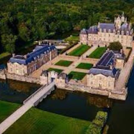 Maison Au Milieu Des Bois Et Des Animaux Jouy-le-Potier Exteriér fotografie